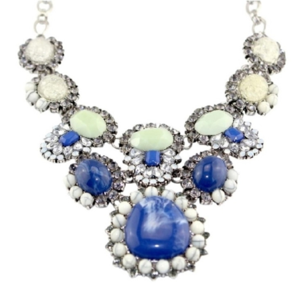 SOLD CHLOE & ISABEL TANGIER SOLADITE CHAMPAGNE CRYSTAL SILVER STATEMENT NECKL… - Picture 12 of 16